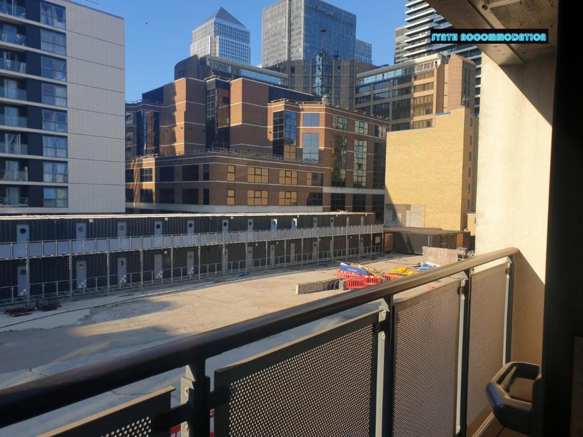 80S Retro 1Bed Studio Serviced Apartment Canary Wharf Perfect For Solo & Couple Travellers London Bagian luar foto