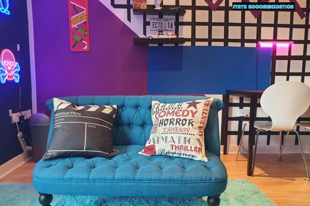 80S Retro 1Bed Studio Serviced Apartment Canary Wharf Perfect For Solo & Couple Travellers London Bagian luar foto